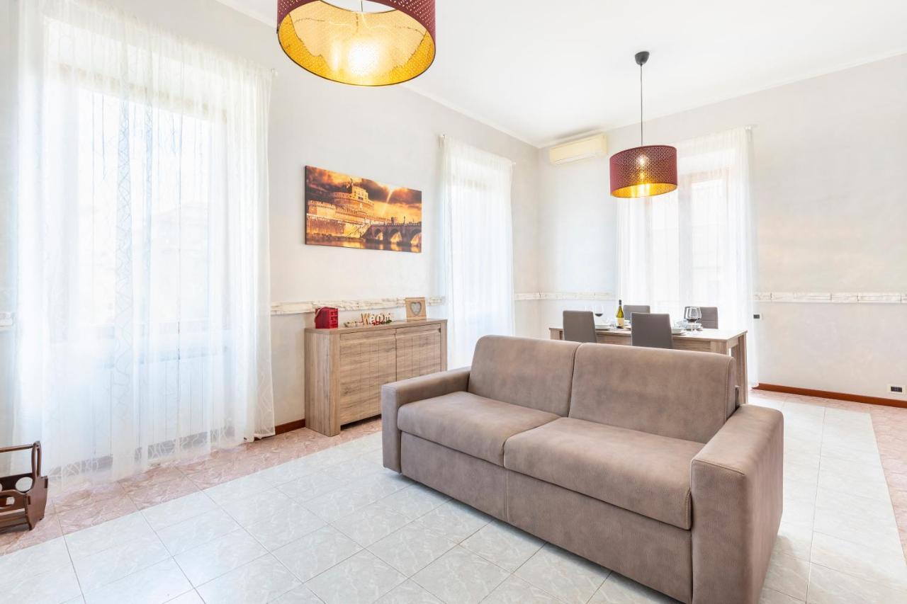Appartamento Hostly - Domus Happya - Dream In The Appia Antica Park *